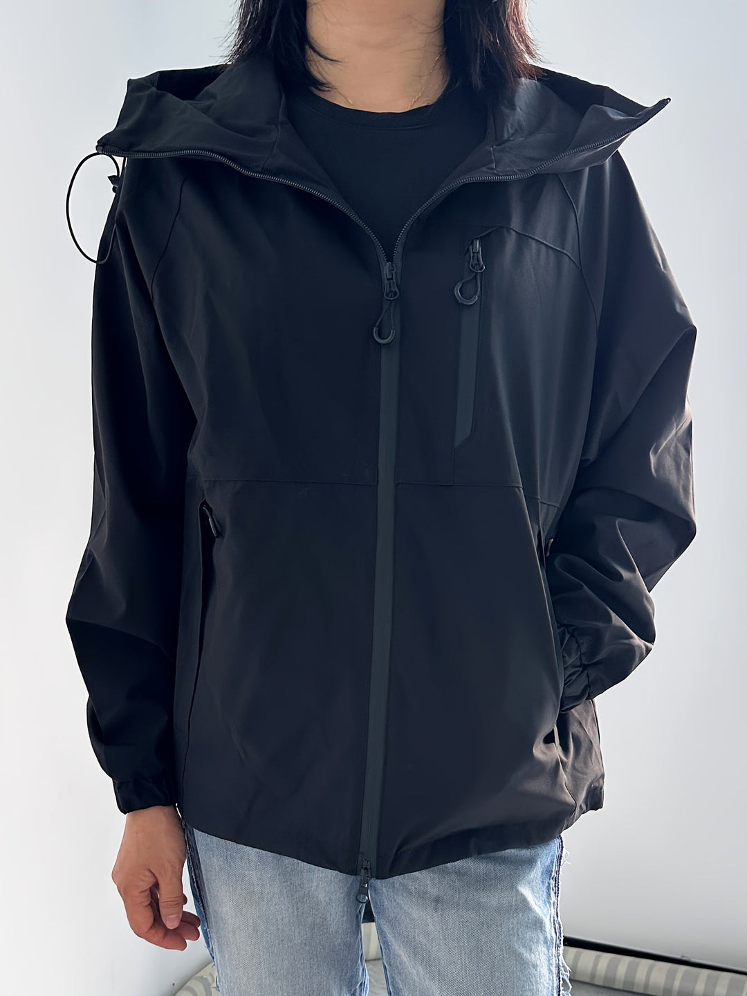 Winddichte Regenjacke mit Kapuze für Damen | Langarm