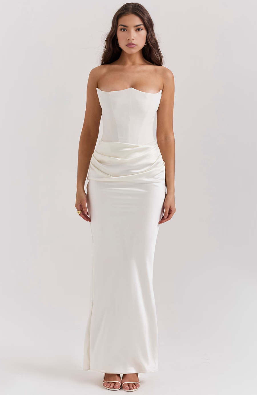 Elegantes Maxikleid Für Formelle Hochzeitsgäste
