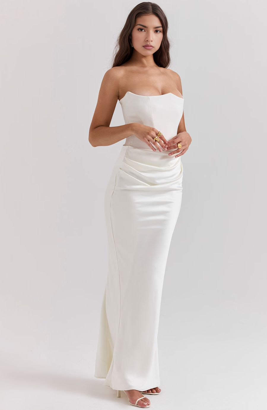 Elegantes Maxikleid Für Formelle Hochzeitsgäste