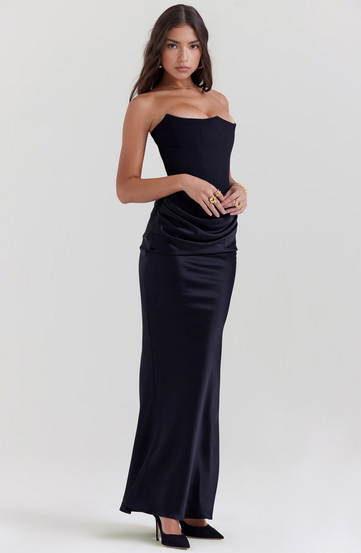 Elegantes Maxikleid Für Formelle Hochzeitsgäste