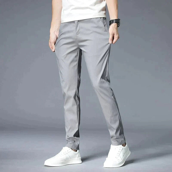Dehnbare Herrenhose Mit Geradem Schnitt | Formal