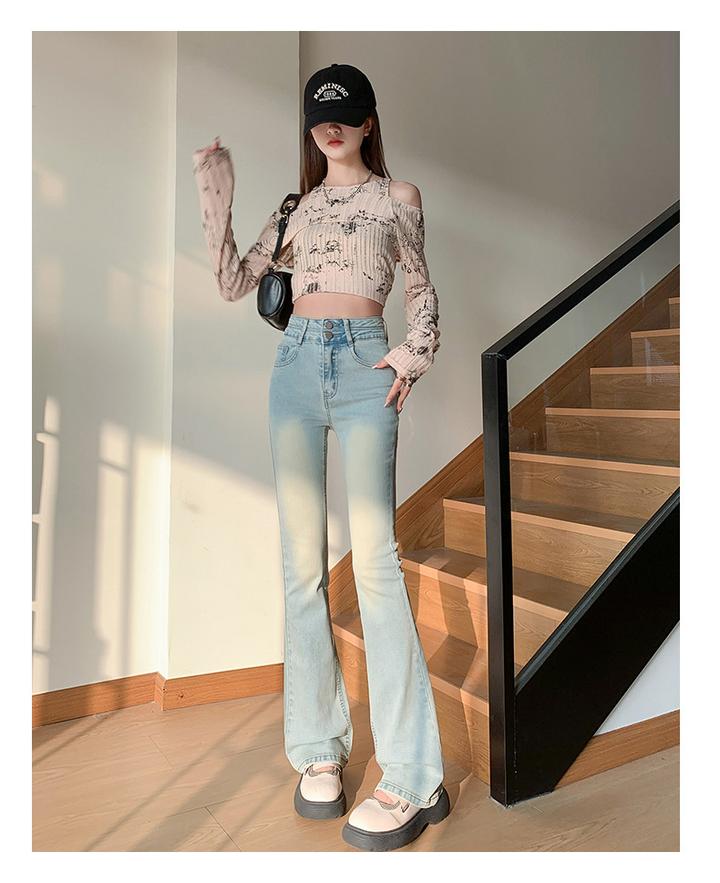 Stylische High-Waist Flared Jeans für Damen | Modern