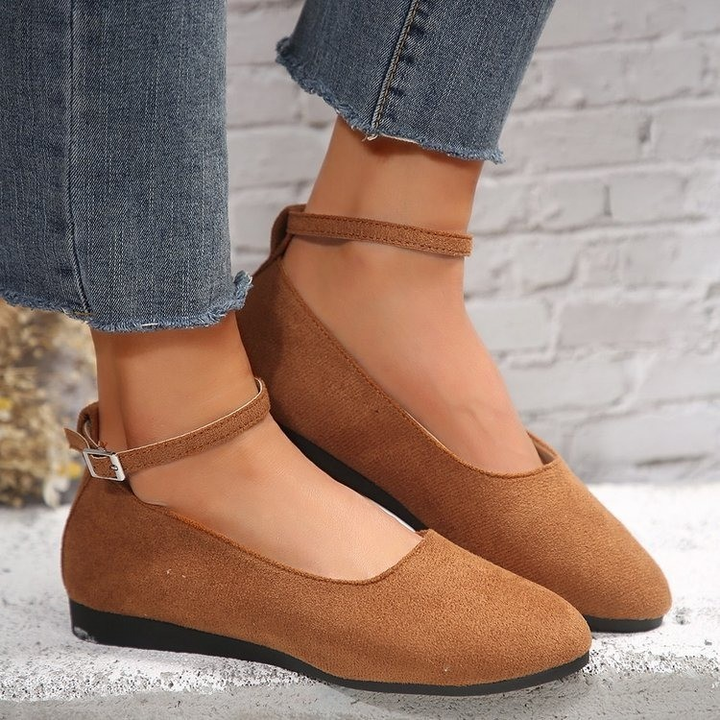 Schwarze Dirndl Schuhe mit Knöchelriemen für Damen | Flach