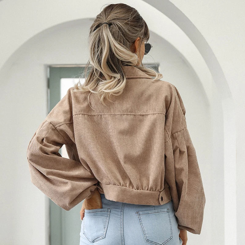 Kurze Cord Jacke für Damen | Lässig