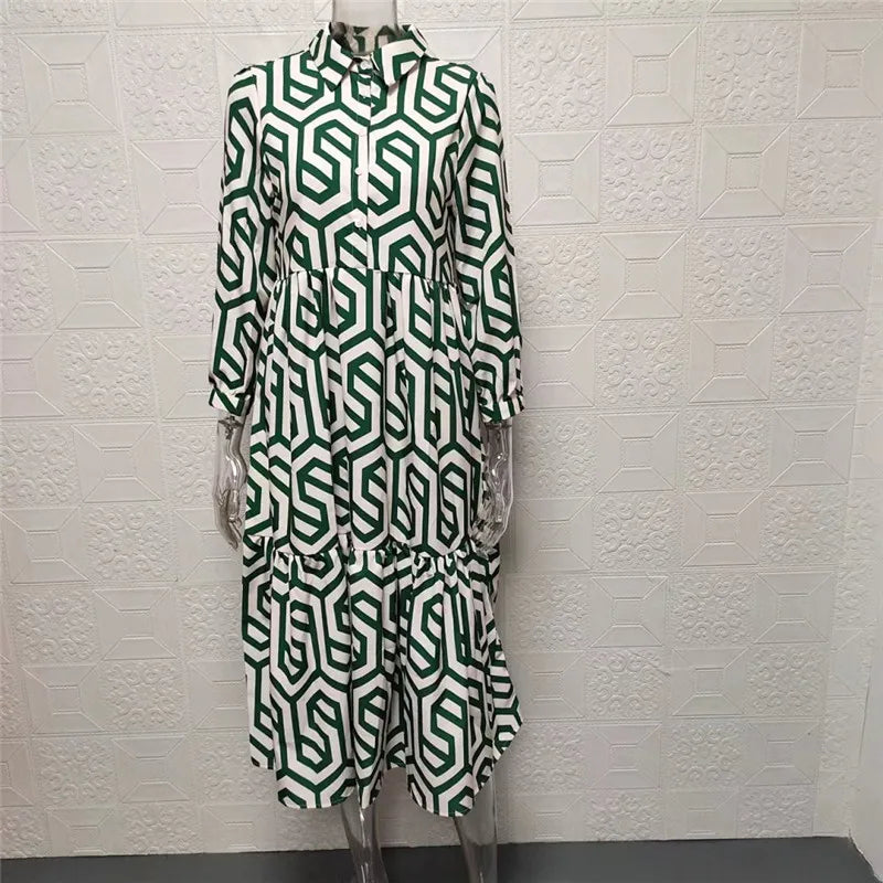 Damenkleid Mit V Ausschnitt Und Geometrischem Muster | Midi