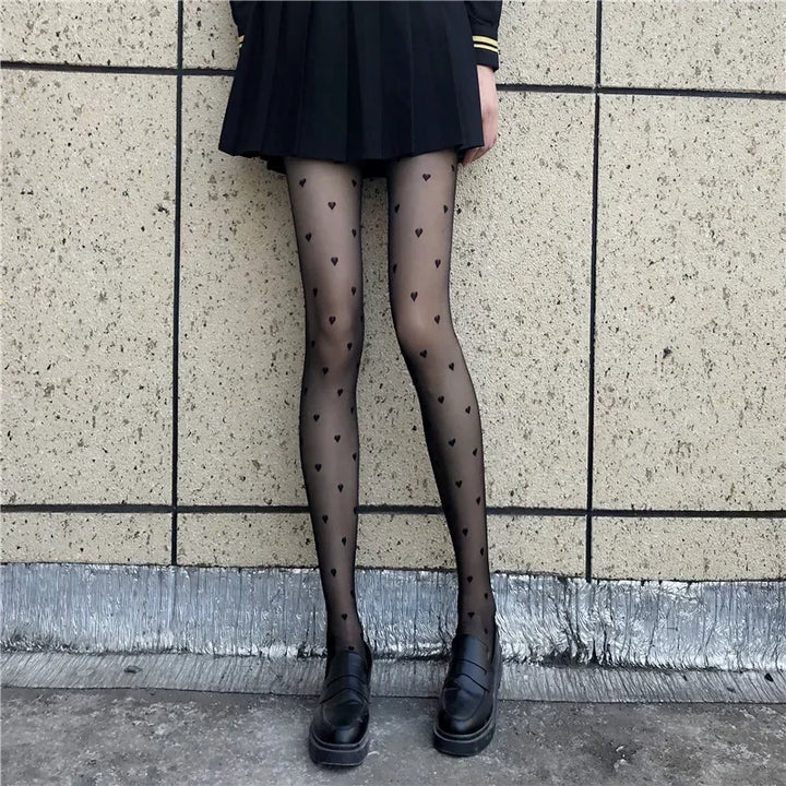 Stylische Damen-Strumpfhose im Herz- und Punkt-Stil