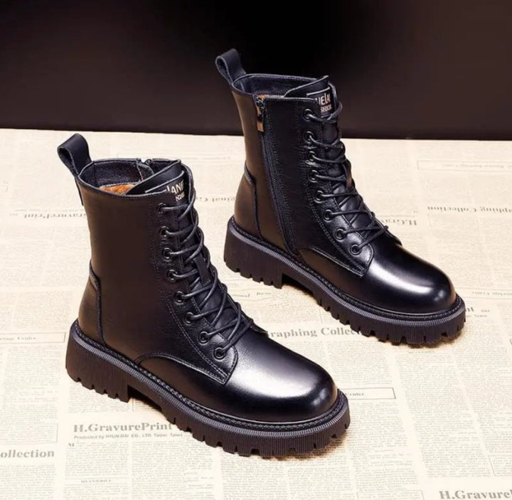 Damen Schwarz Hochgeschnitten Schnürstiefel | Rutschfest