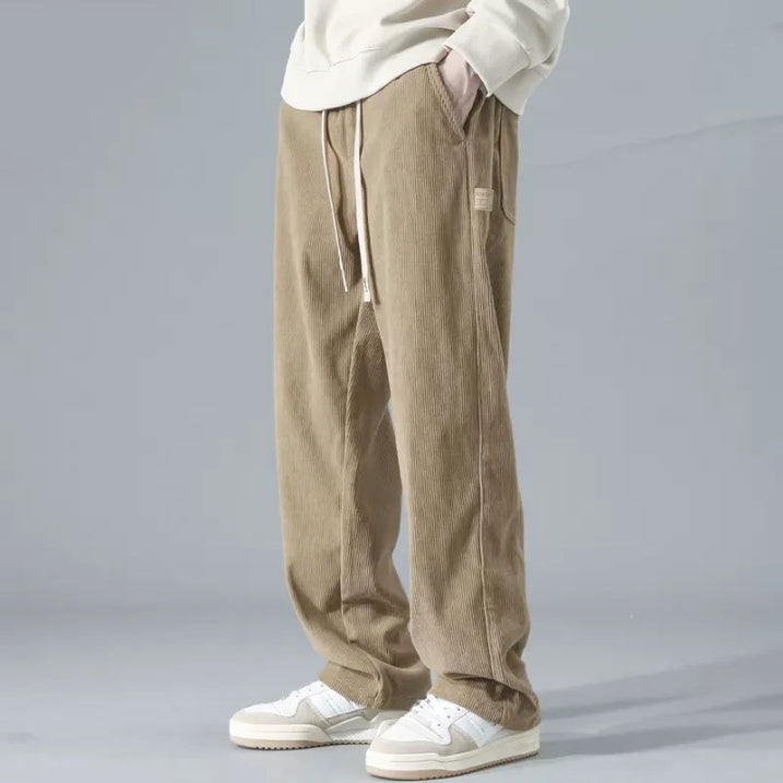 Locker Sitzende Cordhose für Herren | Weites Bein